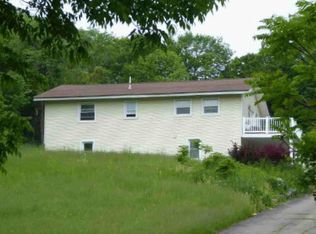 2453 Hitchings Rd, La Fayette, NY 13084