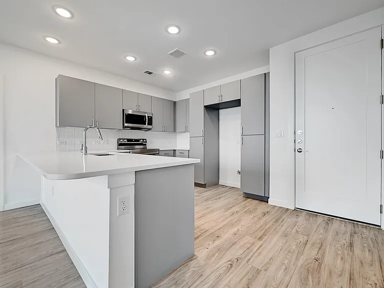 4801 Springdale Rd #1301 — Photo 3