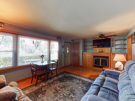 5th image of 109 S Archer Ave