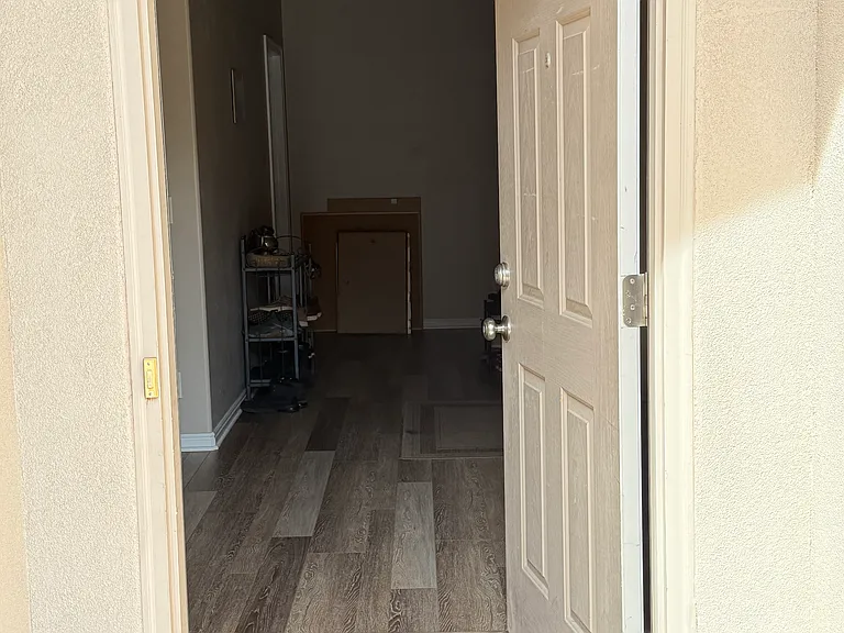508 N 2480 W — Photo 2