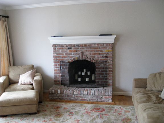 Livingroom Fireplace