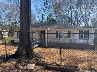 3906 White Horse Rd, Greenville, SC 29611