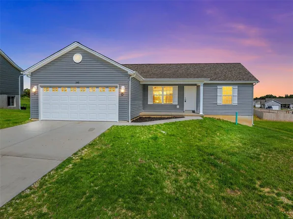 145 Colton Jesse Dr, Winfield, MO 63389