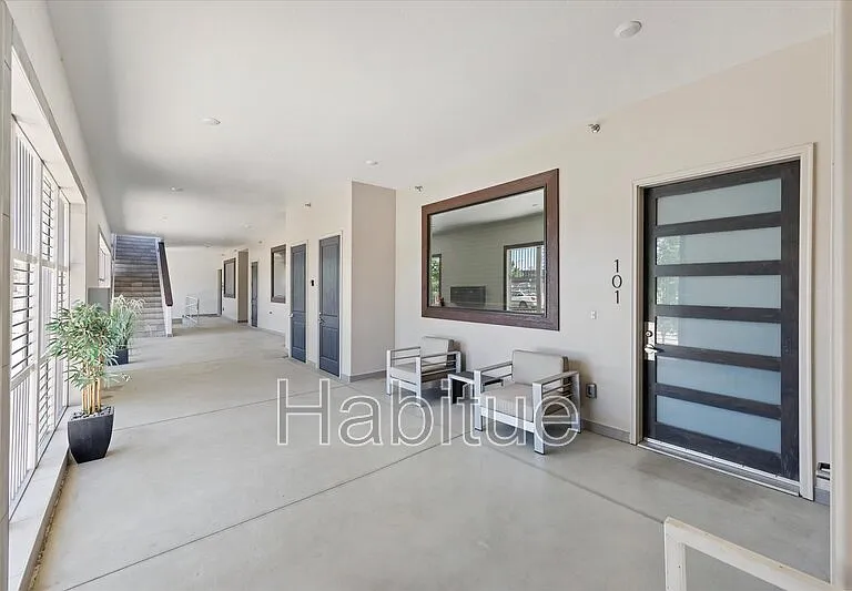 1424 W Front St #101 — Photo 3