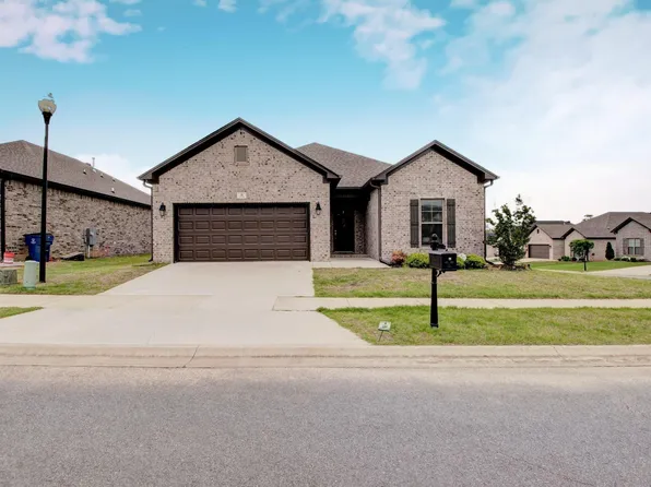 10 Luke Ct, Maumelle, AR 72113