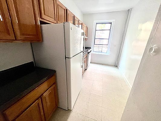 5th image of 83-60 118th St #2M