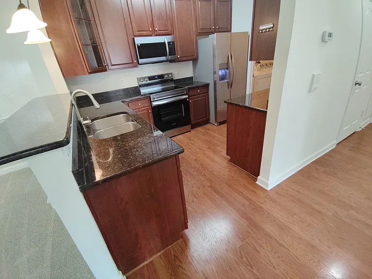9017 McDowell Creek Ct — Photo 6