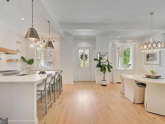 3rd image of 11190 Serenbe Ln