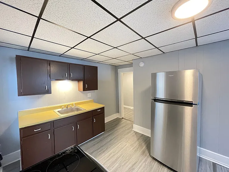 416 Rimmon St #1 — Photo 4