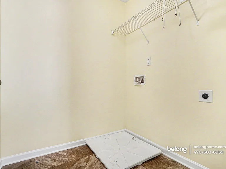 1562 Onalee Dr — Photo 10
