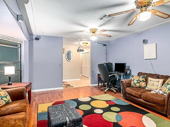 5th image of 1028 Marlin Dr