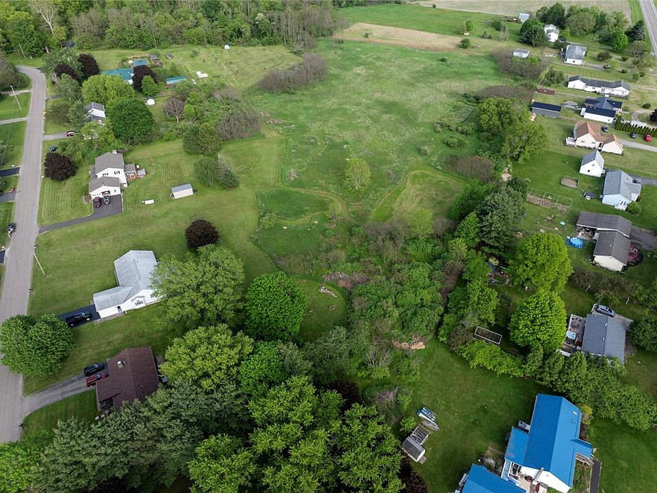 1st image of 5270 Wolf Run Rd #21