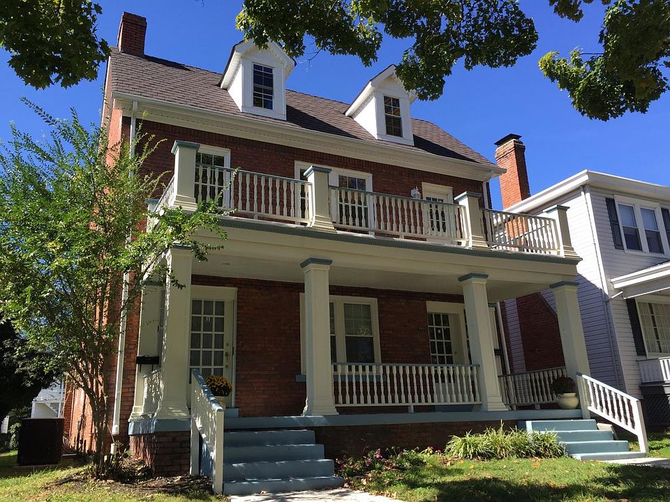 First floor unit w/ covered porch