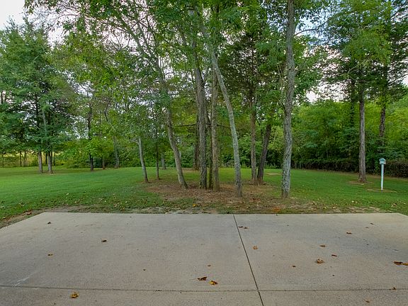 3rd image of 121 Big Sandia Dr