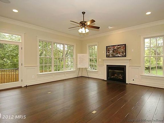5th image of 4007 N Richmond St