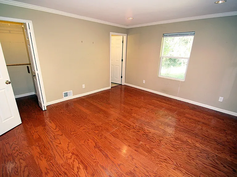 8428 NE Bothell Way — Photo 8