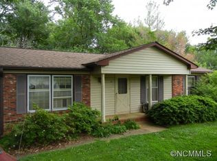 13 Pressley Ct, Asheville, NC 28805