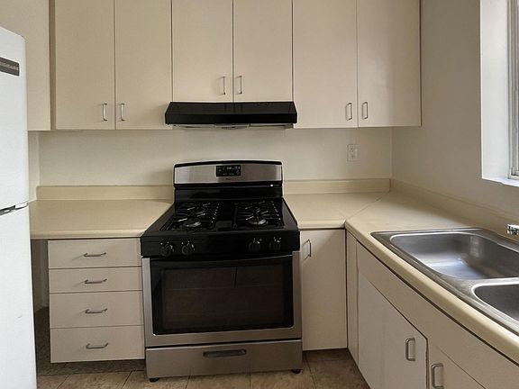 4th image of 733 S Coronado St APT 306