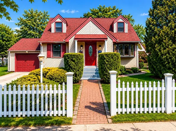 110 Penataquit Avenue, Bay Shore, NY 11706