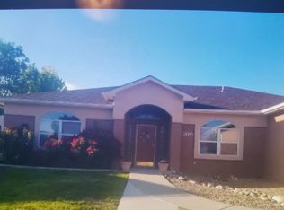 5002 Carolcreste Dr, Farmington, NM 87402
