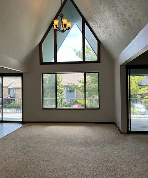 1936 Washington West Dr — Photo 10