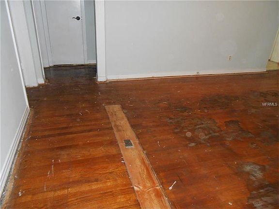 5th image of 4627 16th St N