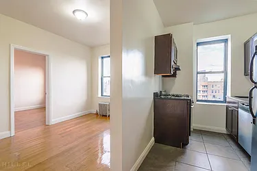 Rented by Hillel Realty Group