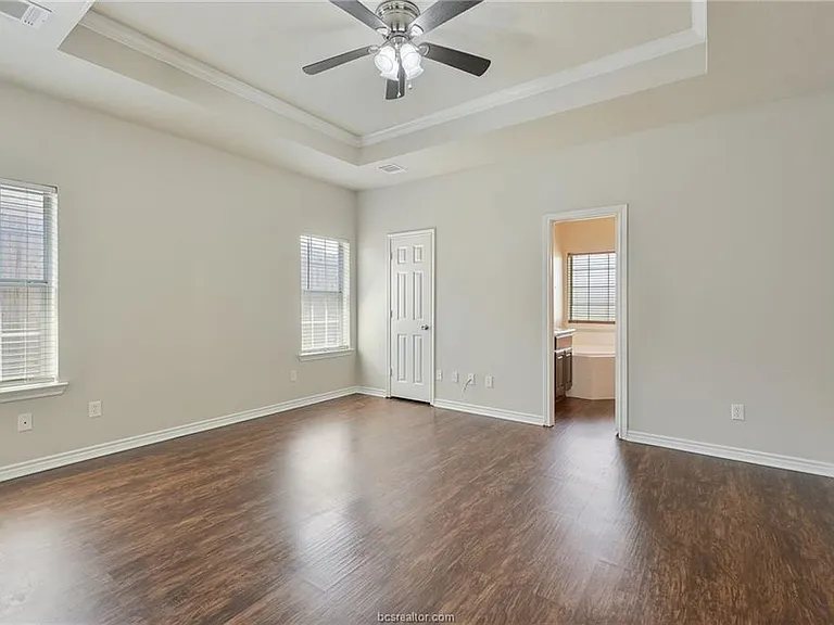 1219 Harrisonburg Ln — Photo 7