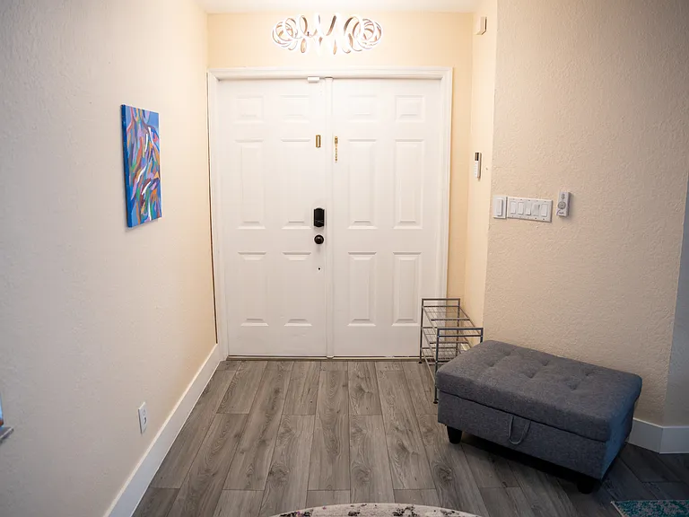 1506 SW 28th Ter — Photo 45