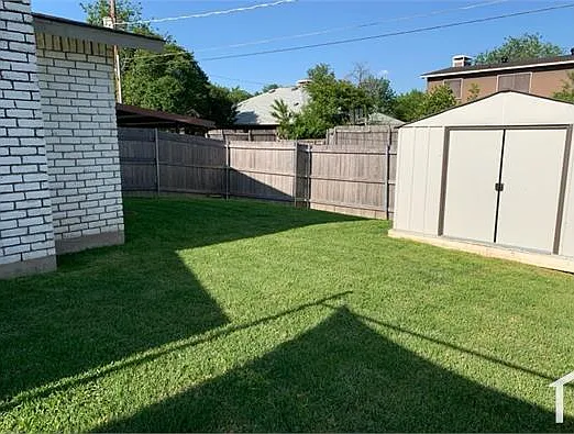 3614 Pinoak Dr — Photo 35