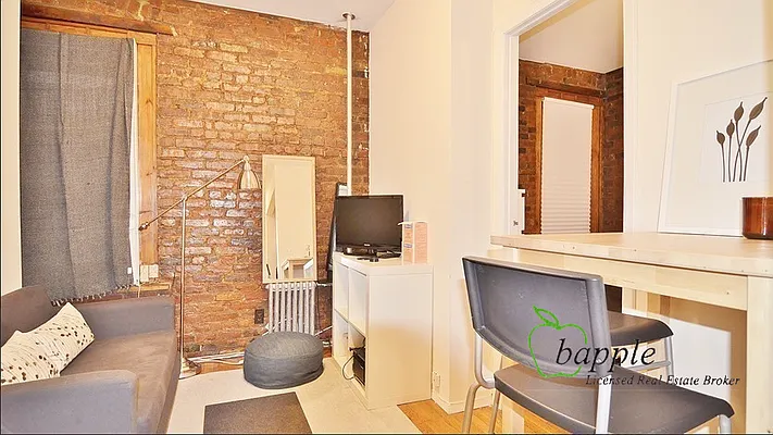 Rented by Bapple | media 12