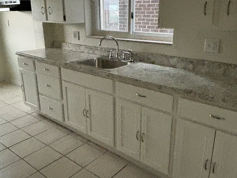 809 Bayridge Ave — Photo 5