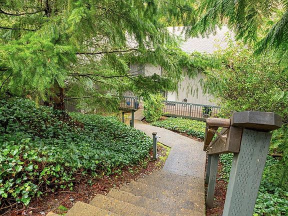 Steps from parking lot to front door