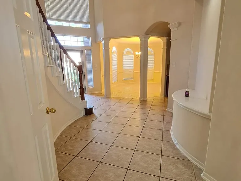 503 Nadia Way — Photo 7