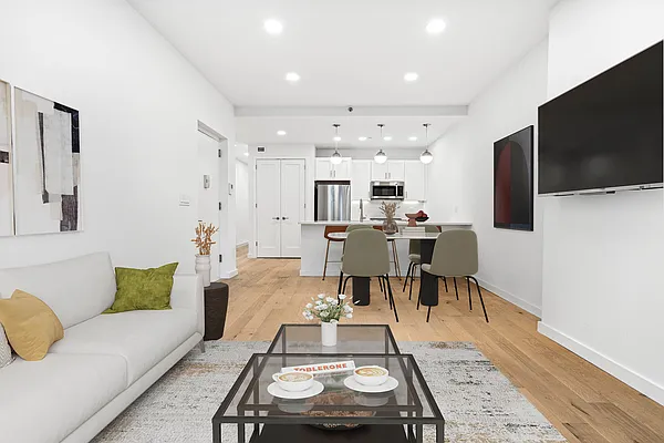 Rented by Freestone Property Group | media 14