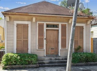 3922 Laurel St, New Orleans, LA 70115