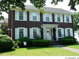 253 Prospect St, Newark, NY 14513