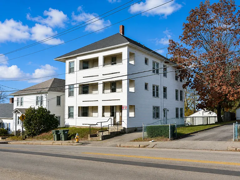 9 Lake St — Photo 11