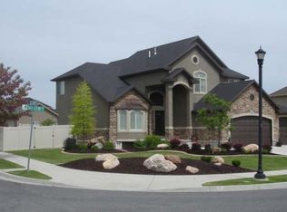 11728 S Chalk Creek Way, South Jordan, UT 84095