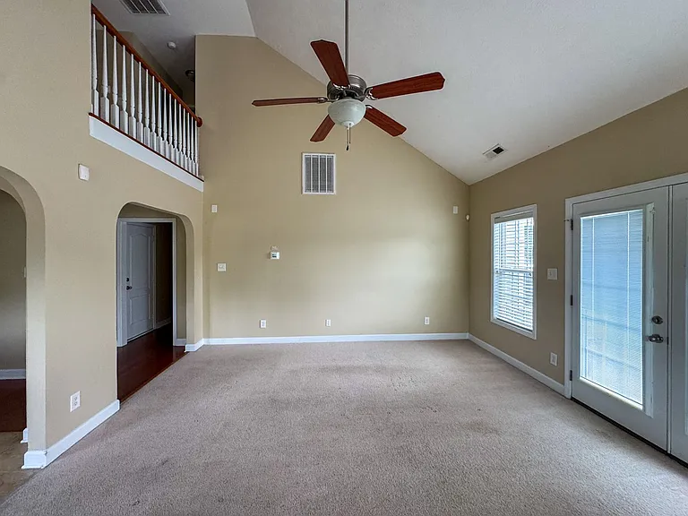 14 Buckman Dr — Photo 8