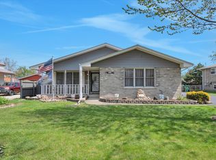 8001 Lockwood Ave, Burbank, IL 60459