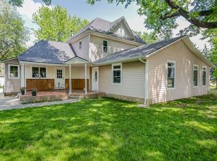 605 N Haven Rd, Haven, KS 67543