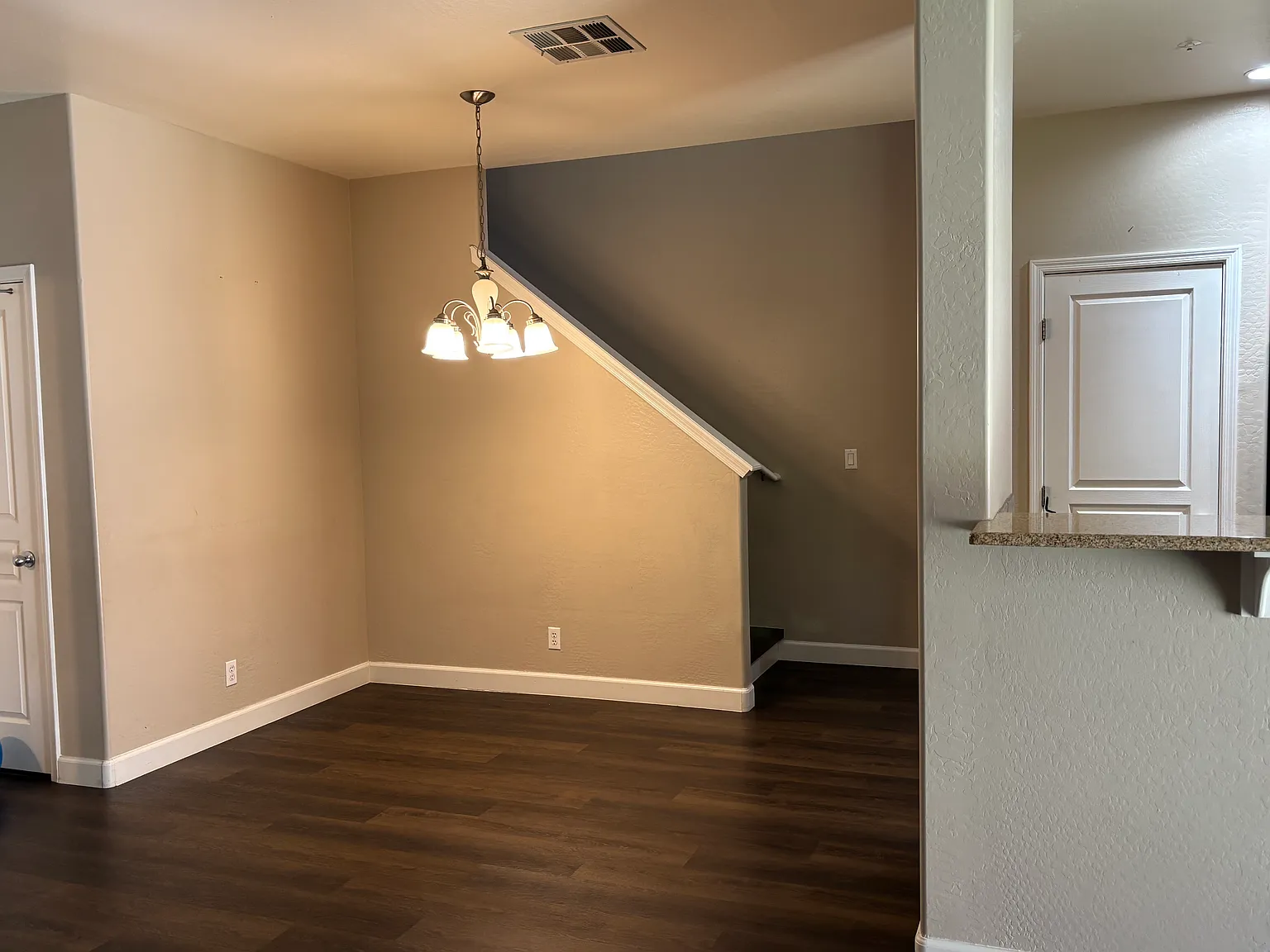 3 bed, 2.5 bath, 1522 sqft, $2,250 — Photo 3