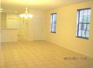 3912 Cherry Ln, Weston, FL 33332