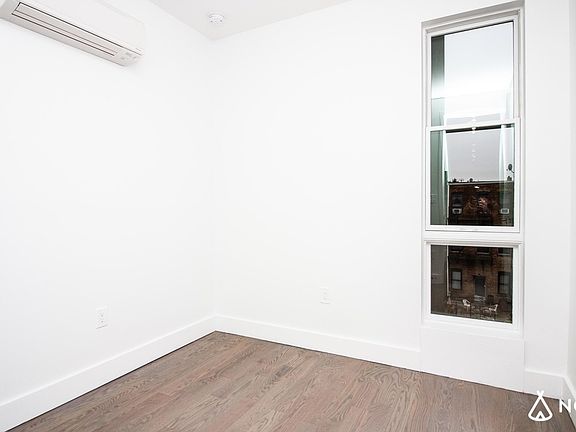 2nd image of 254 E 28th St #2O