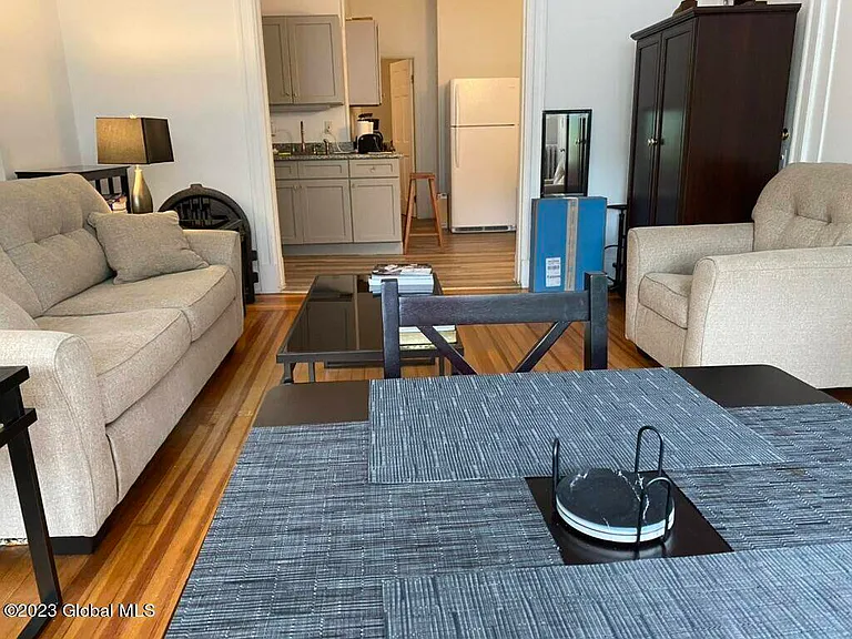 588 Madison Ave #2 — Photo 6