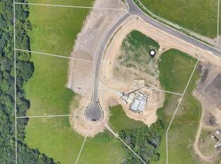 2828 Prairie Woods Ln SW, Rochester, MN 55902