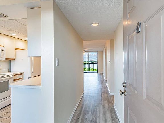 2nd image of 1332 Pasadena Ave S APT 304