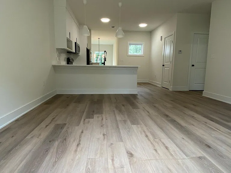 2370 Curry Rd #208 — Photo 14