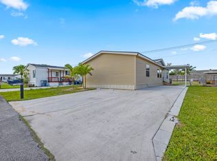 11831 Bay Pl, Boca Raton, FL 33428